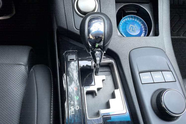 Used Lexus ES 2014 250 Elite Edition Gear Lever