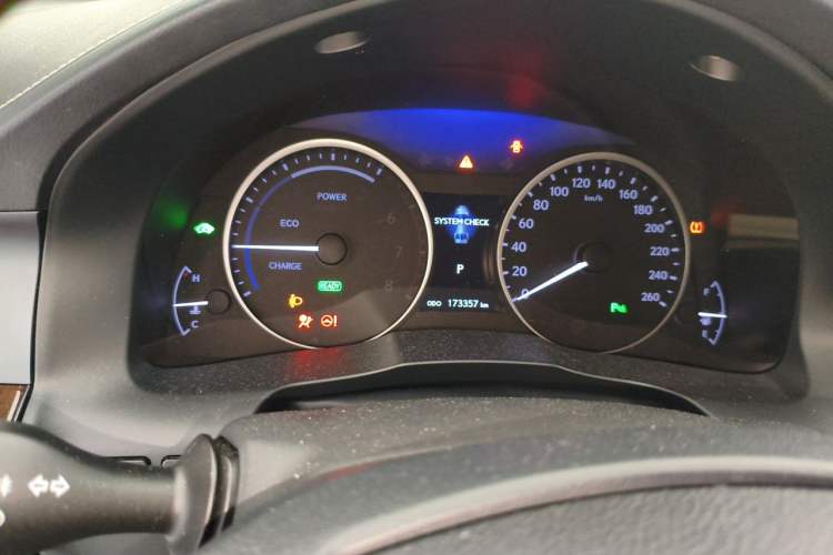Used Lexus ES 2014 300h Luxury Edition Instrument Cluster