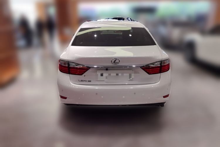 Used Lexus ES 2014 250 Elite Edition Rear