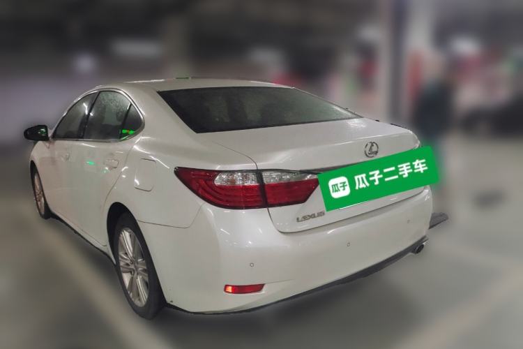 Used Lexus ES 2014 250 Elite Edition Rear Left 45 Deg