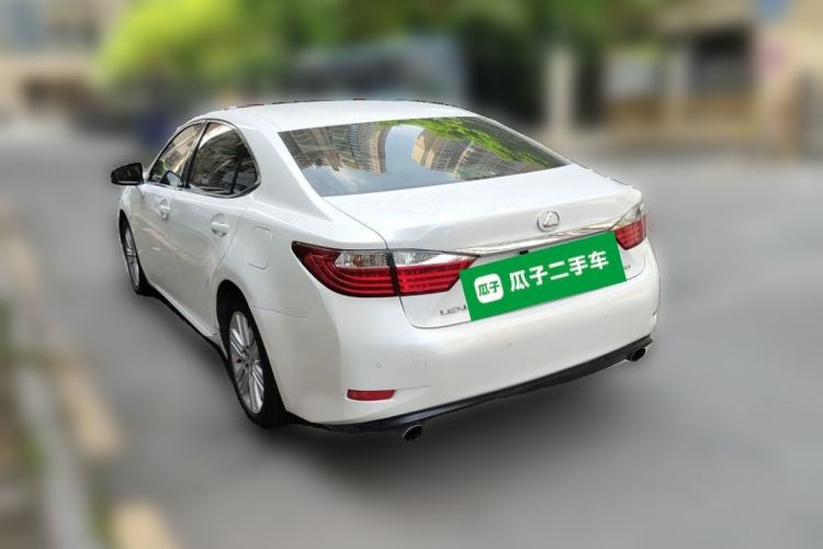 Used Lexus ES 2014 250 Elite Edition Rear Left 45 Deg