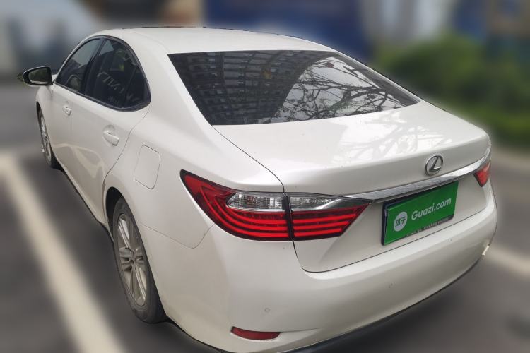Used Lexus ES 2014 250 Elite Edition Rear Left 45 Deg