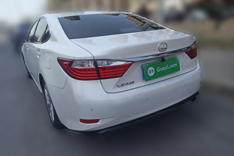 Used Lexus ES 2014 250 Comfort Edition Rear Left 45 Deg