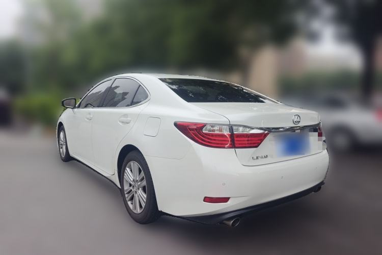 Used Lexus ES 2014 250 Elite Edition Rear Left 45 Deg