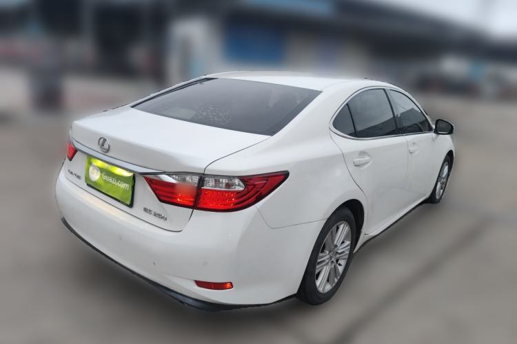 Used Lexus ES 2014 250 Elite Edition Rear Right 45 Deg