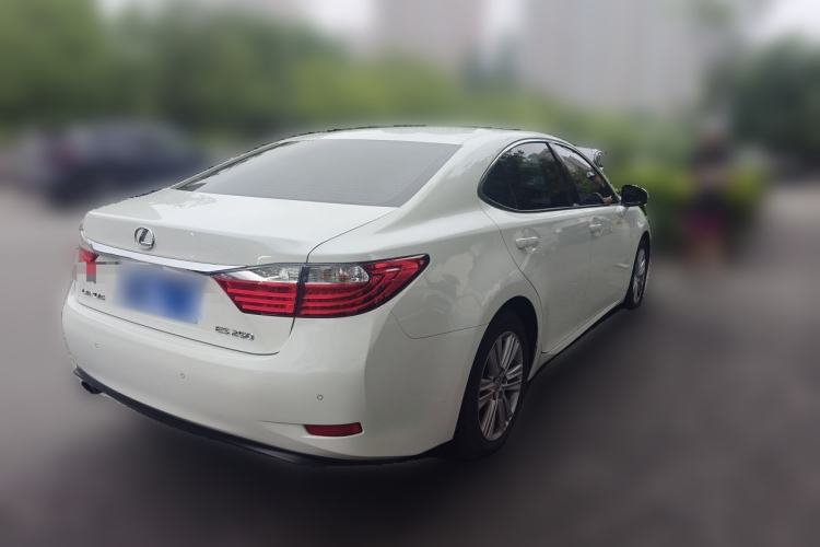 Used Lexus ES 2014 250 Elite Edition Rear Right 45 Deg