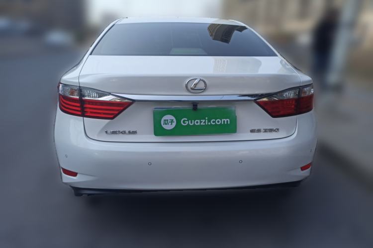 Used Lexus ES 2014 250 Comfort Edition Rear