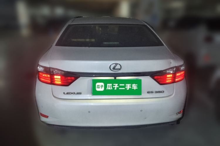 Used Lexus ES 2014 250 Elite Edition Rear