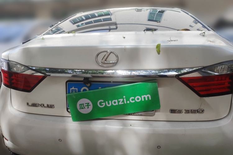 Used Lexus ES 2014 250 Elite Edition Rear