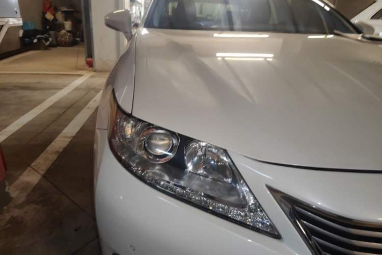 Used Lexus ES 2014 250 Elite Edition Right Front Headlight
