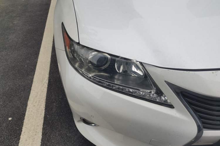 Used Lexus ES 2014 250 Elite Edition Right Front Headlight