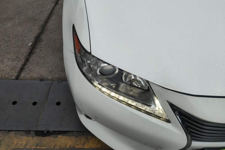 Used Lexus ES 2014 250 Elite Edition Right Front Headlight