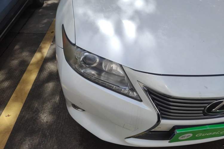 Used Lexus ES 2014 250 Elite Edition Right Front Headlight