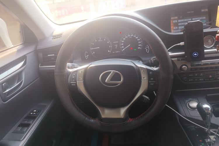 Used Lexus ES 2014 250 Elite Edition Steering Wheel