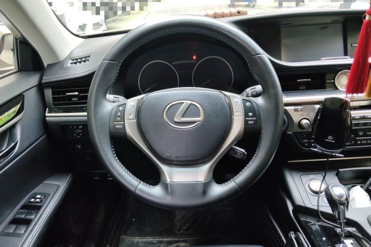 Used Lexus ES 2014 250 Elite Edition Steering Wheel