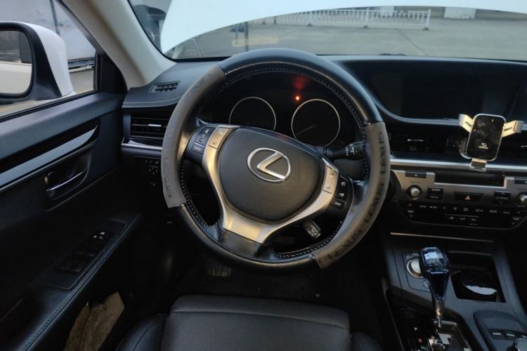 Used Lexus ES 2014 250 Elite Edition Steering Wheel