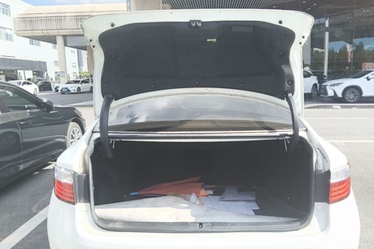 Used Lexus ES 2014 250 Elite Edition Trunk