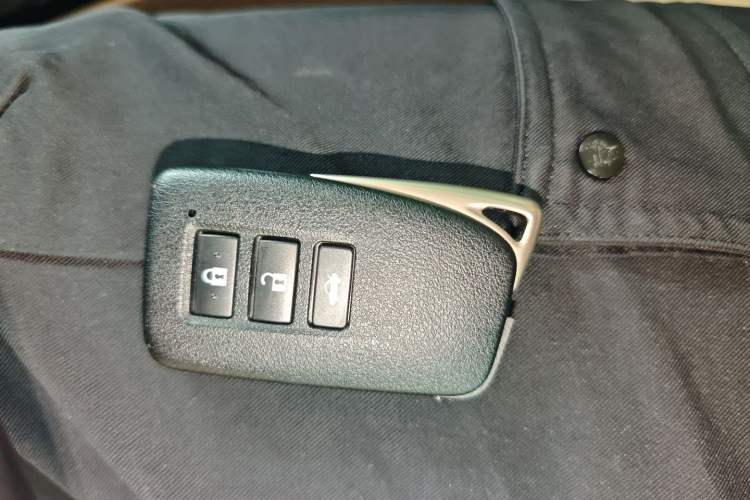 Used Lexus ES 2014 250 Elite Edition Vehicle Key