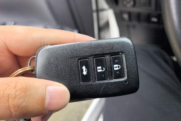 Used Lexus ES 2014 250 Elite Edition Vehicle Key