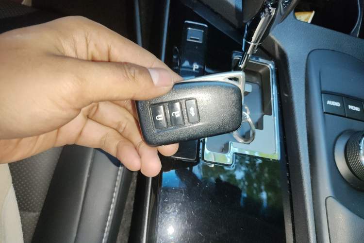 Used Lexus ES 2014 250 Elite Edition Vehicle Key