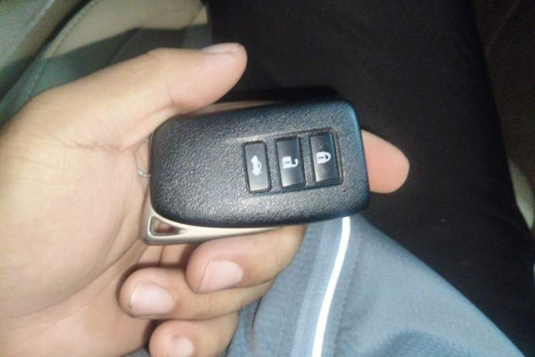 Used Lexus ES 2014 250 Elite Edition Vehicle Key