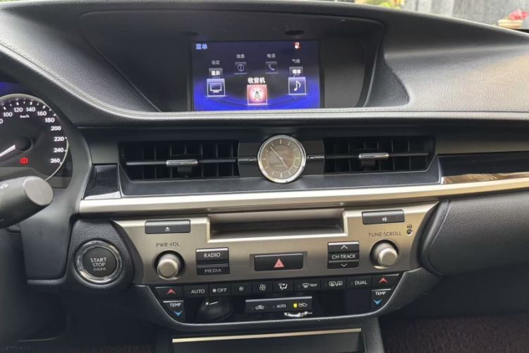 Used Lexus ES 2014 250 Elite Edition Audio And AC Panel