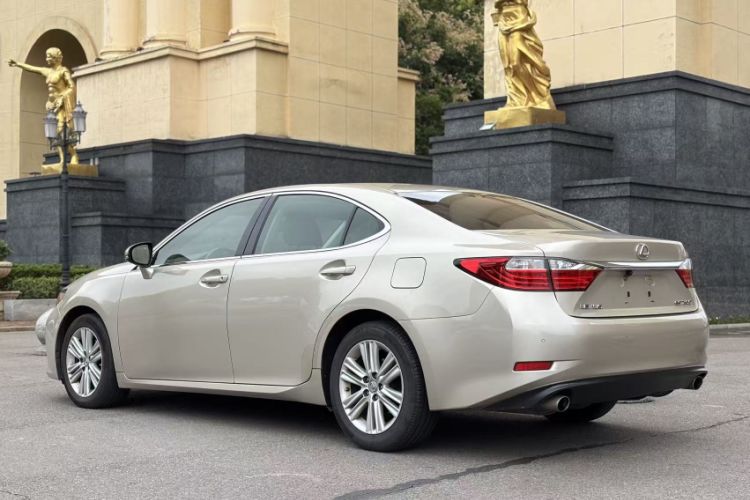 Used Lexus ES 2014 250 Elite Edition Exterior 2