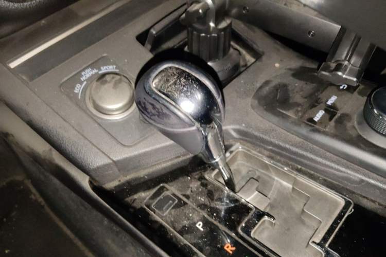 Used Lexus ES 2014 250 Elite Edition Gear Lever
