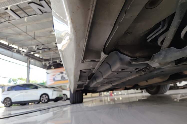 Used Lexus ES 2014 250 Elite Edition Left Side Sill