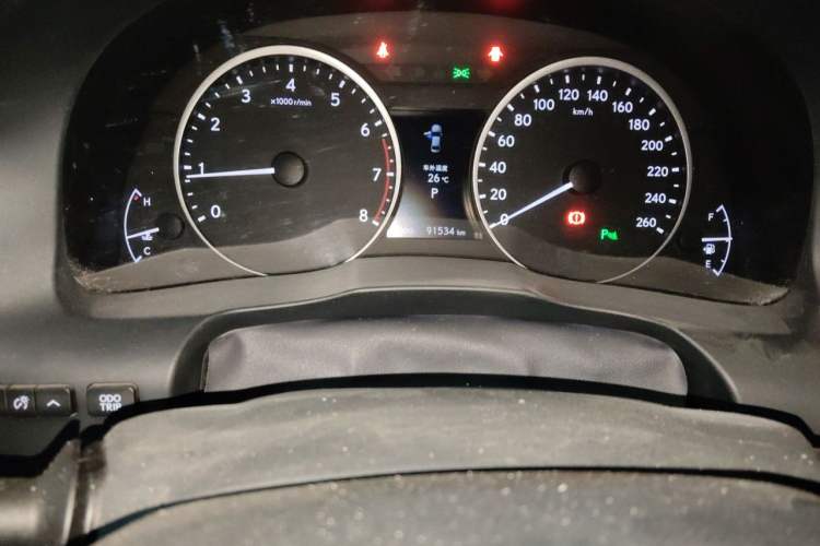 Used Lexus ES 2014 250 Elite Edition Odometer Close Up