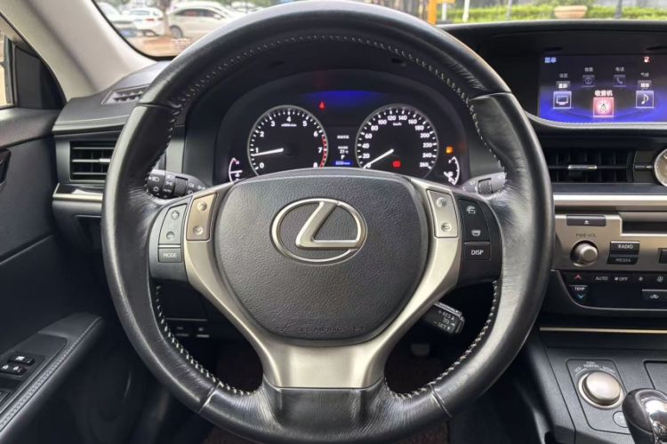Used Lexus ES 2014 250 Elite Edition Steering Wheel