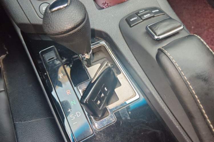 Used Lexus ES 2014 300h Elite Edition Vehicle Key