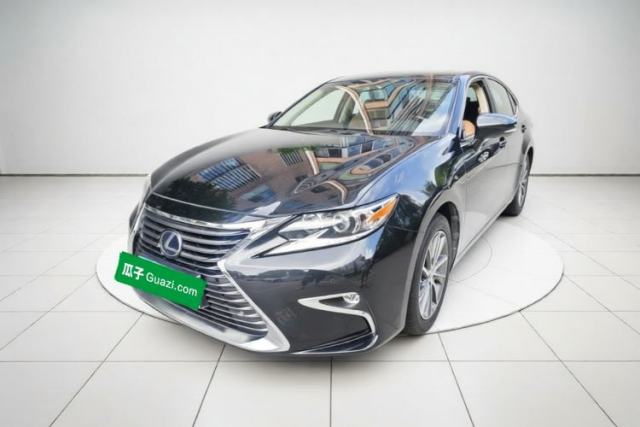 Lexus ES 2015 300h Comfort Edition usado