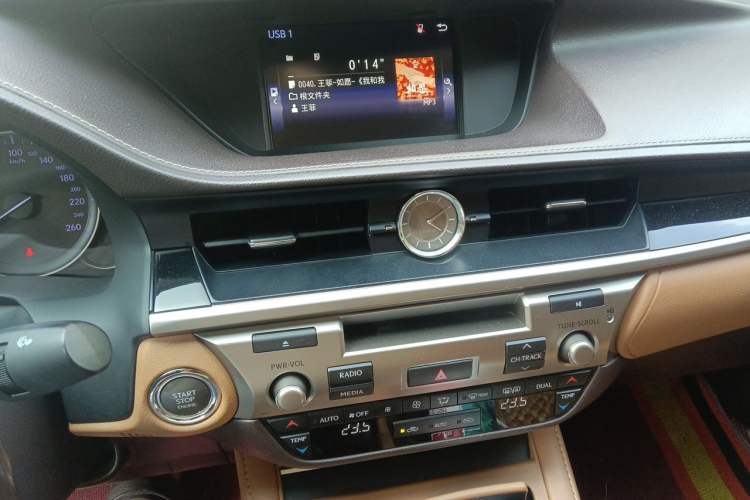 Used Lexus ES 2015 200 Elite Edition Audio And AC Panel