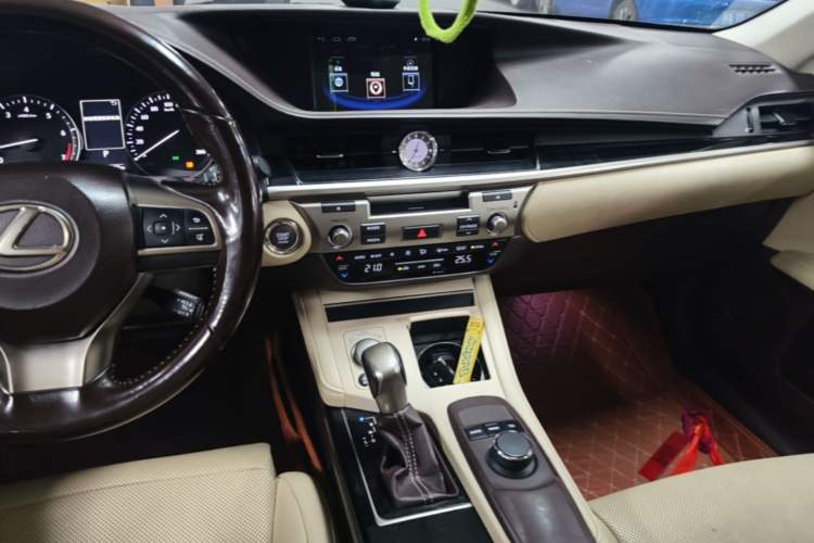 Used Lexus ES 2015 200 Elite Edition Audio And AC Panel