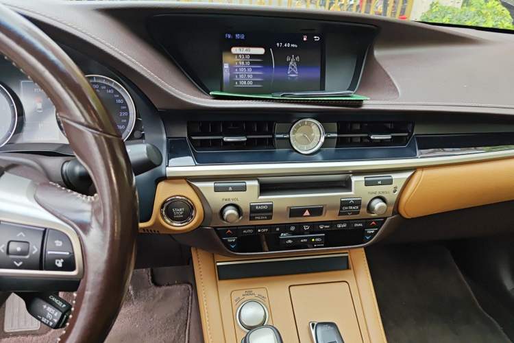 Used Lexus ES 2015 200 Elite Edition Audio And AC Panel