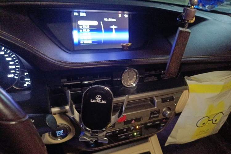 Used Lexus ES 2015 200 Elite Edition Audio And AC Panel