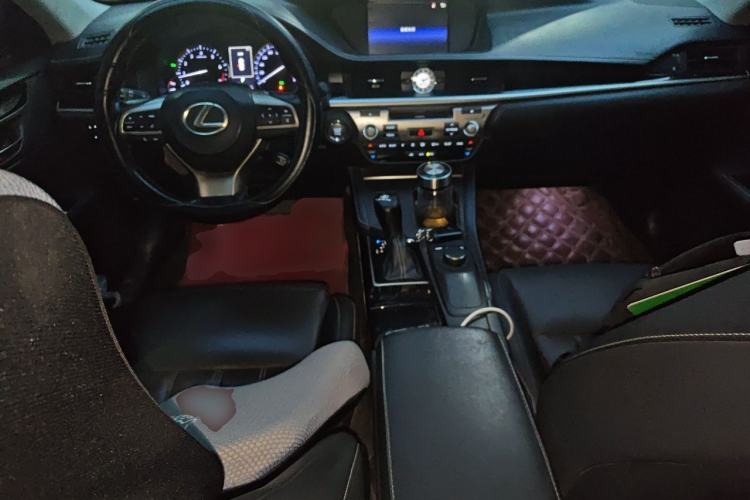 Used Lexus ES 2015 200 Elite Edition Center Console