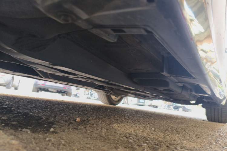 Used Lexus ES 2015 300h Comfort Edition Chassis Front Left