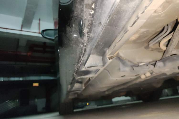 Used Lexus ES 2015 300h Comfort Edition Chassis Rear Left