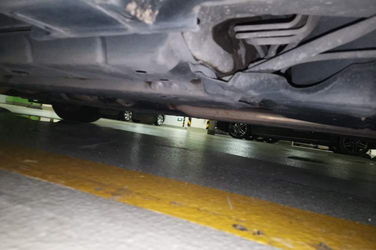 Used Lexus ES 2015 200 Comfort Edition Chassis Rear Left