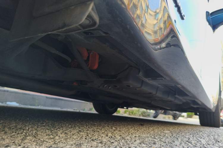 Used Lexus ES 2015 300h Comfort Edition Chassis Rear Right