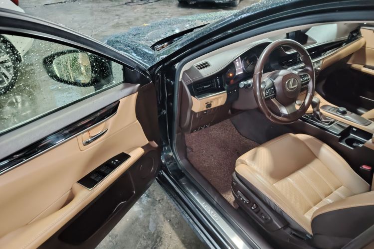 Used Lexus ES 2015 200 Elite Edition Driver Seat