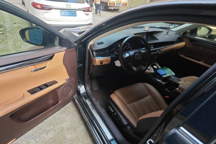 Used Lexus ES 2015 200 Elite Edition Driver Seat