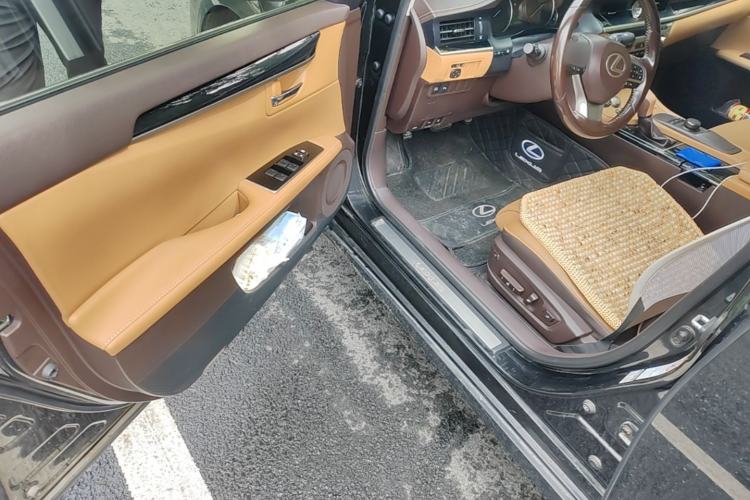 Used Lexus ES 2015 200 Comfort Edition Driver Seat