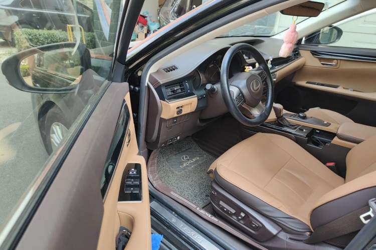 Used Lexus ES 2015 200 Elite Edition Driver Seat