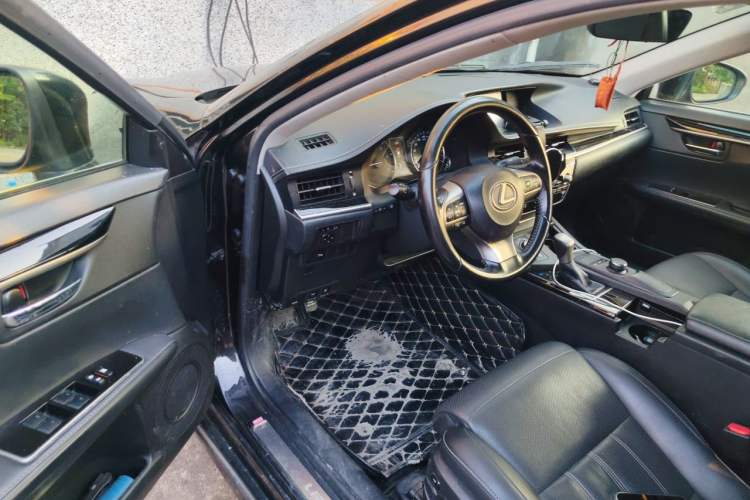Used Lexus ES 2015 200 Elite Edition Driver Seat