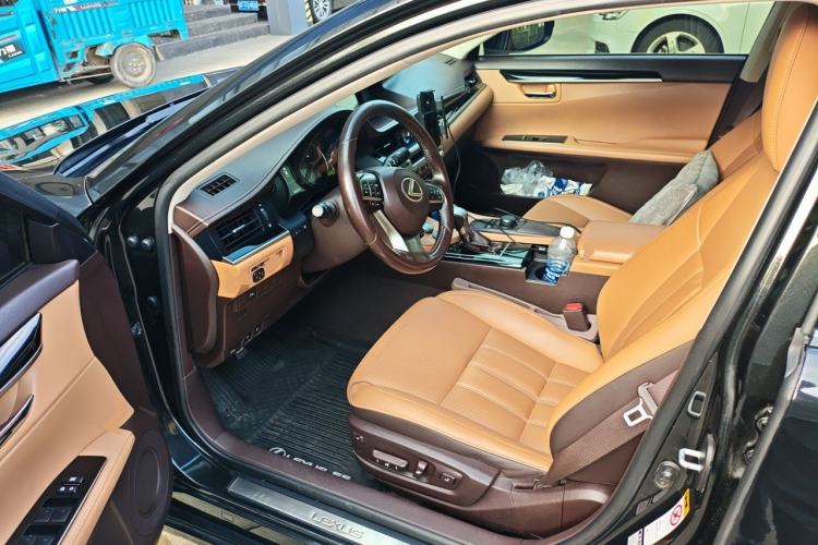 Used Lexus ES 2015 200 Elite Edition Driver Seat