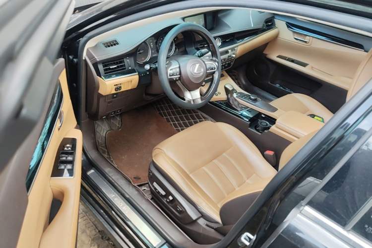 Used Lexus ES 2015 200 Elite Edition Driver Seat