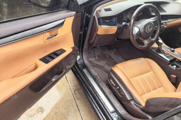 Used Lexus ES 2015 200 Elite Edition Driver Seat